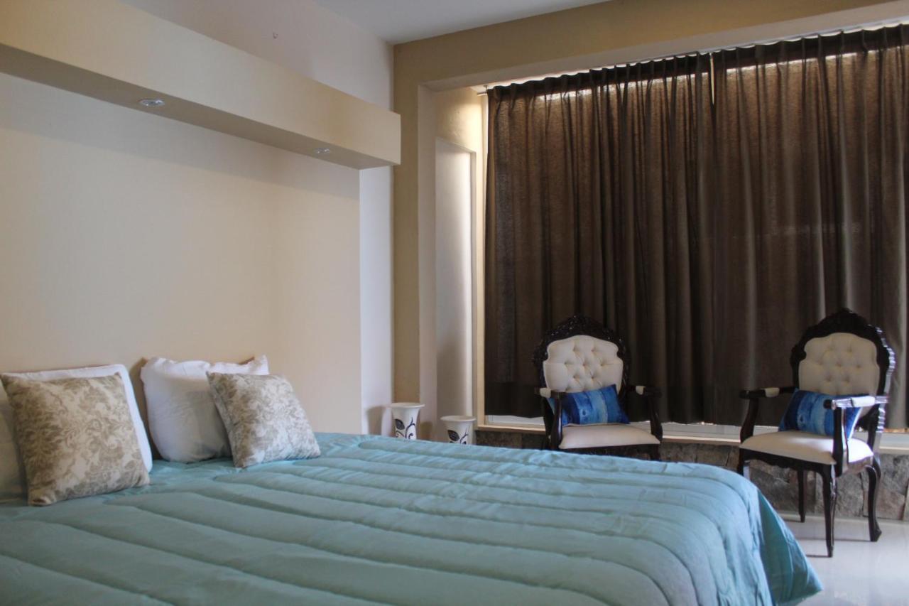 לינה וארוחת בוקר ואיאדוליד Casa Tunich Naj מראה חיצוני תמונה